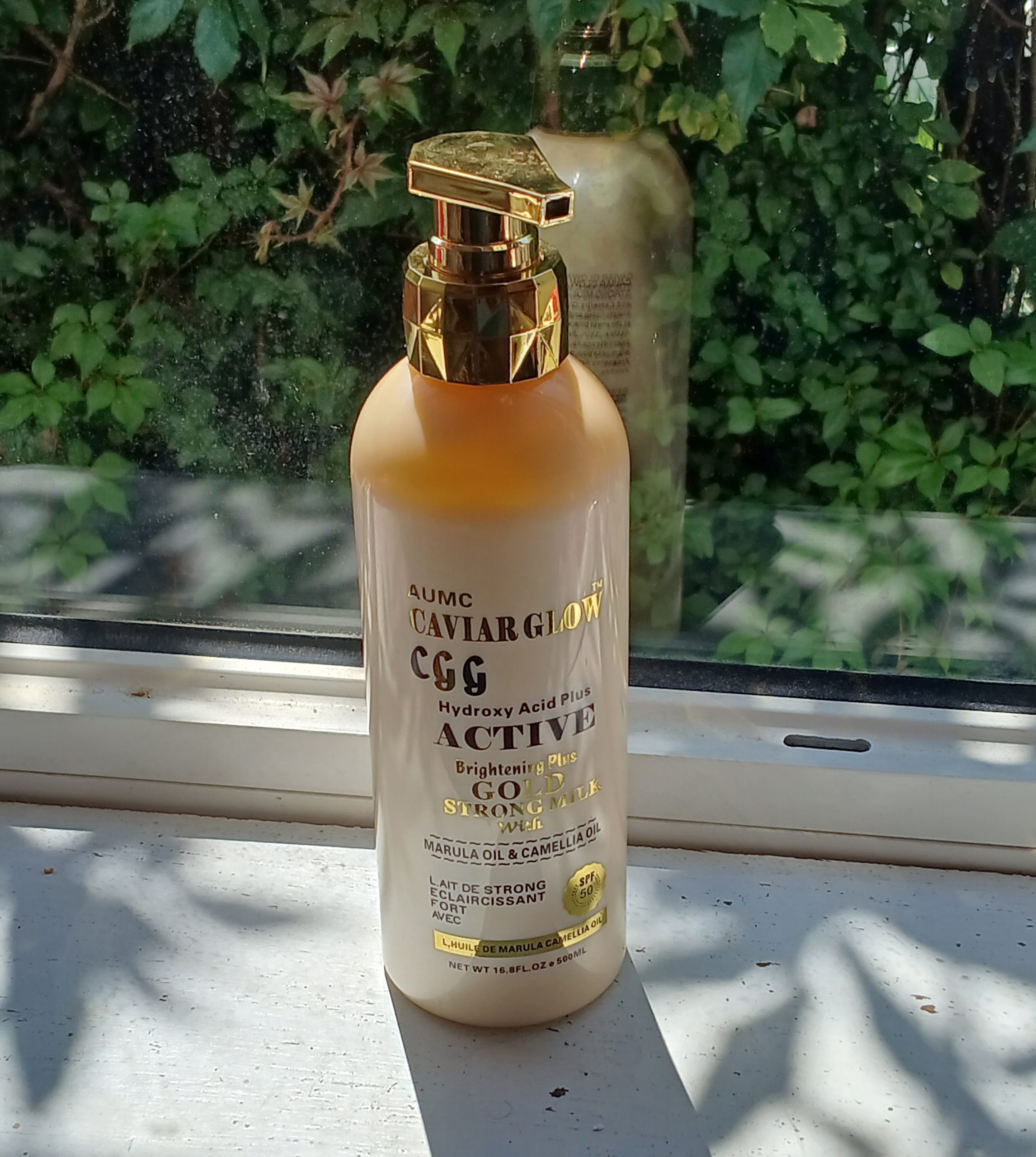 AUMC Caviar Glow CGG Hydroxy Acid Plus ACTIVE Brightening Plus Gold Strong Milk